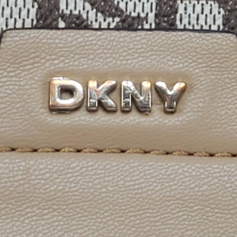 DKNY Monogram Canvas & Leather Beige/Brown Clutch With Zip Pocket - Picture 3 of 10